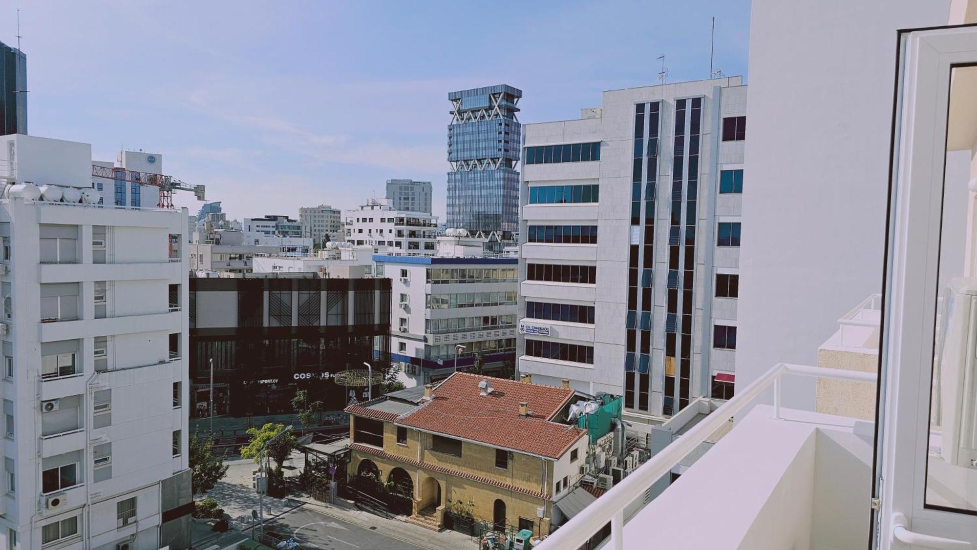 Stay Cosmo City Suites Никозия Екстериор снимка