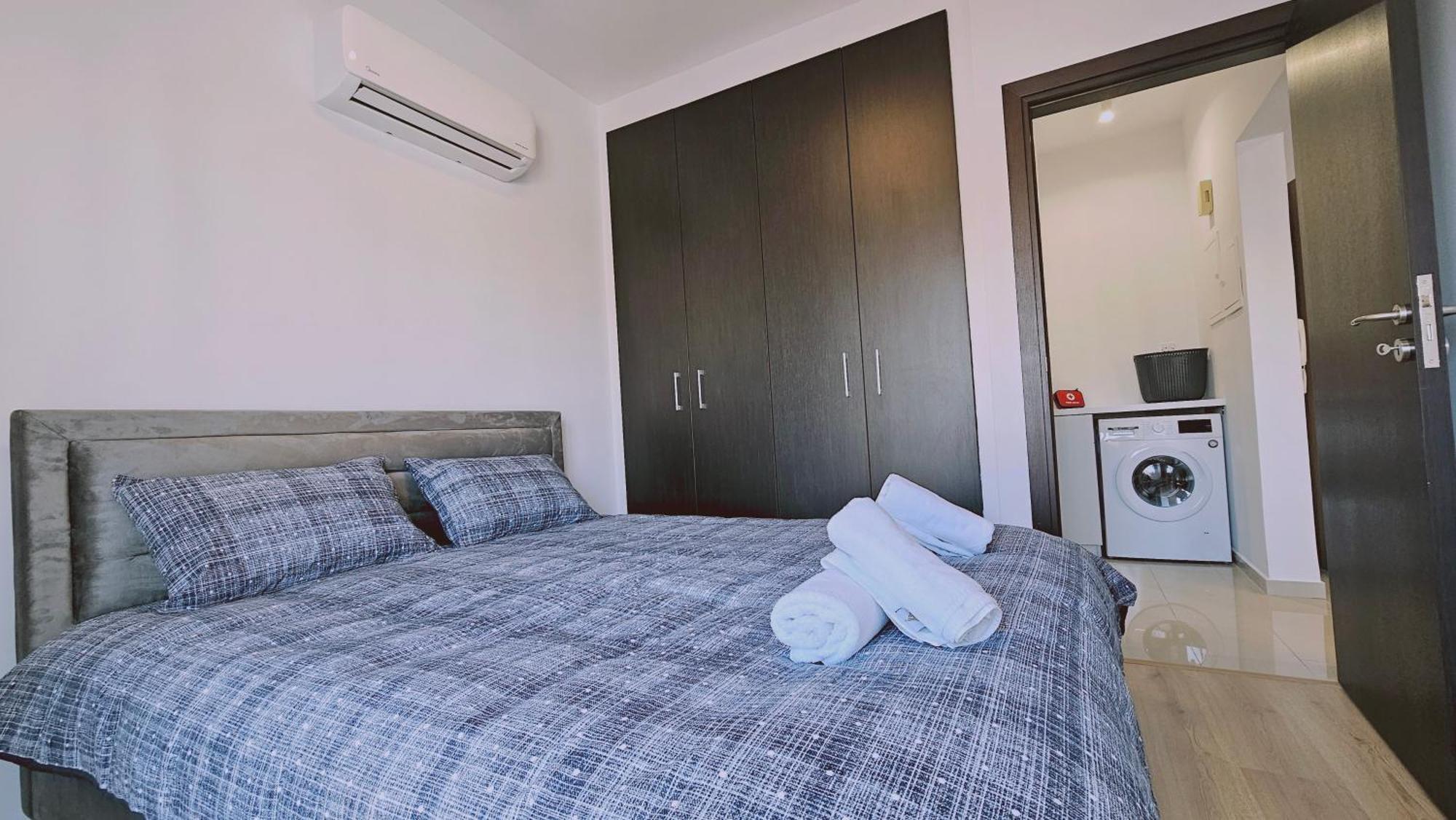 Stay Cosmo City Suites Никозия Екстериор снимка