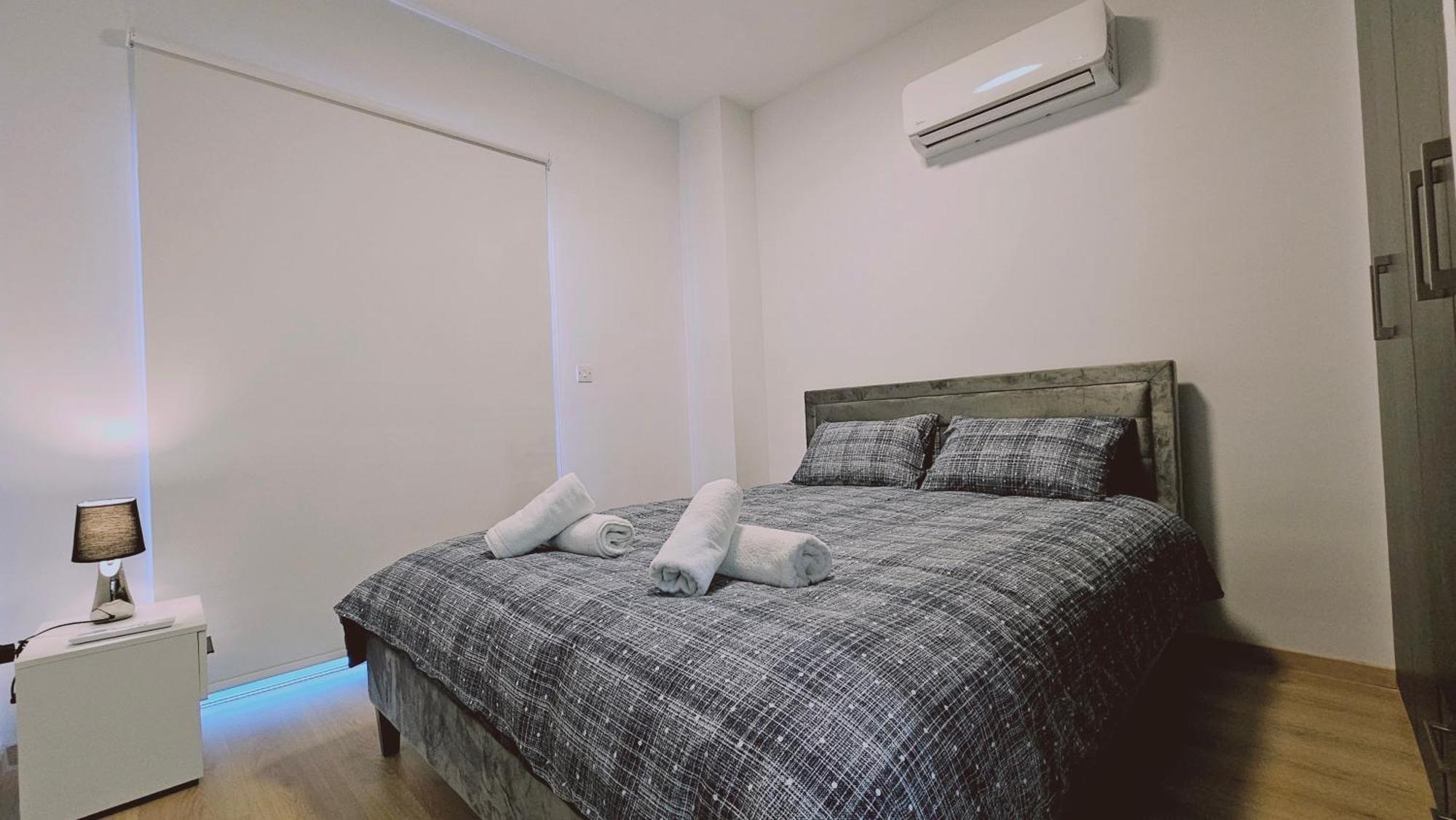 Stay Cosmo City Suites Никозия Екстериор снимка