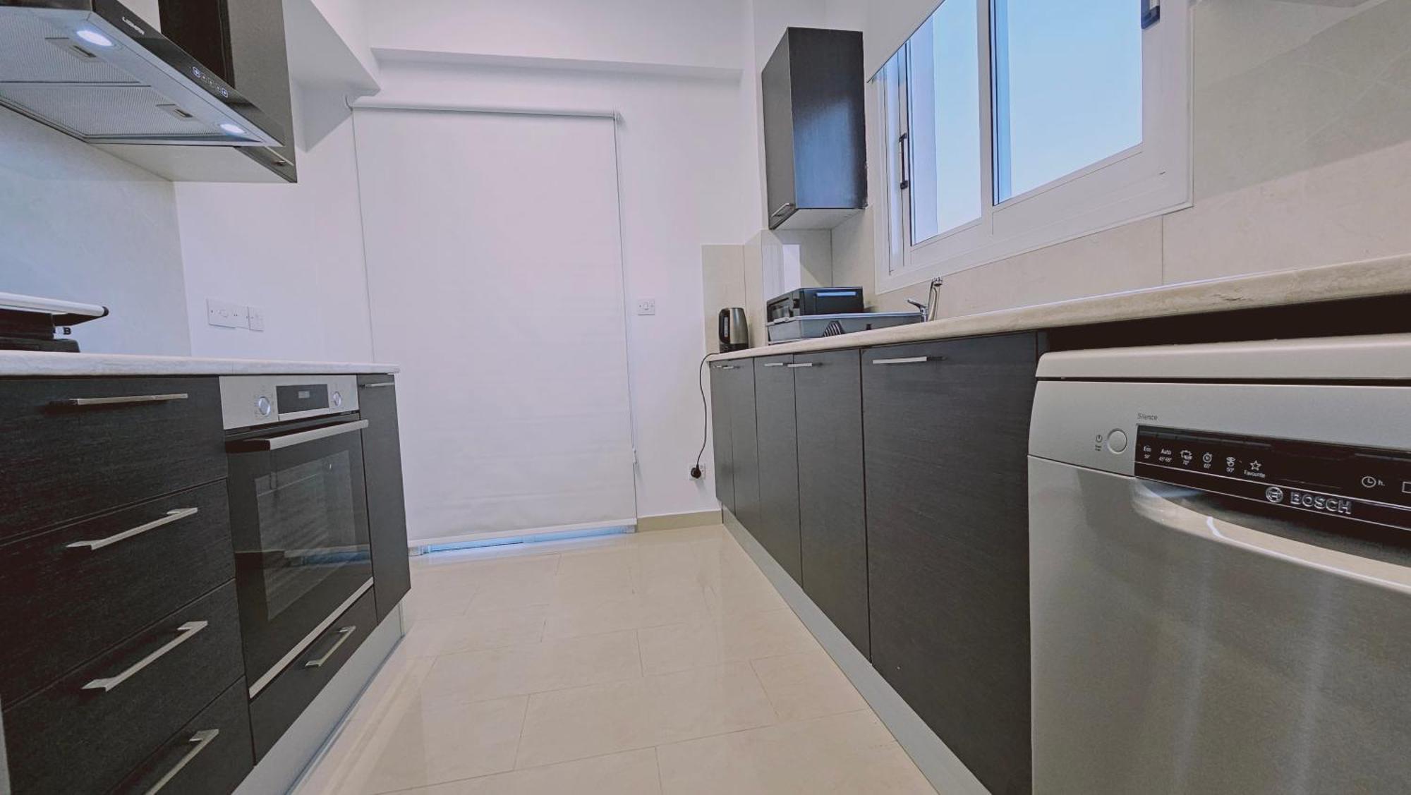 Stay Cosmo City Suites Никозия Екстериор снимка